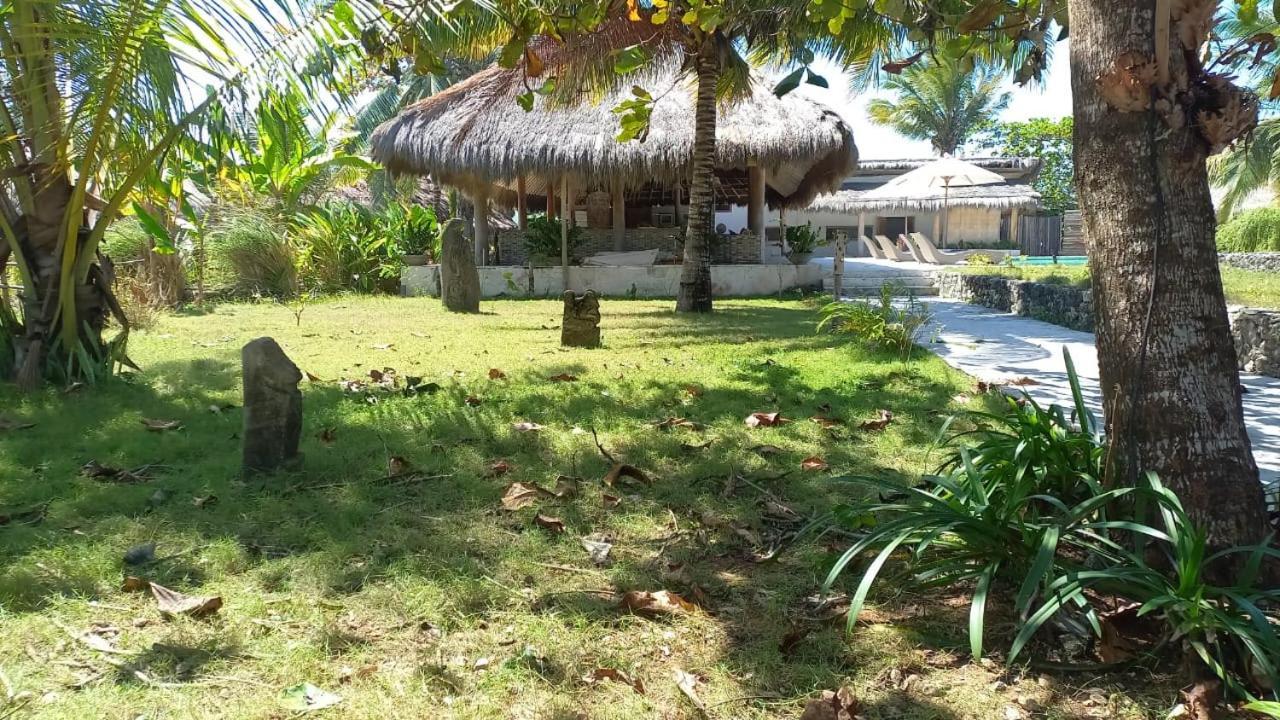 Rua Beach Resort Sumba Bagian luar foto