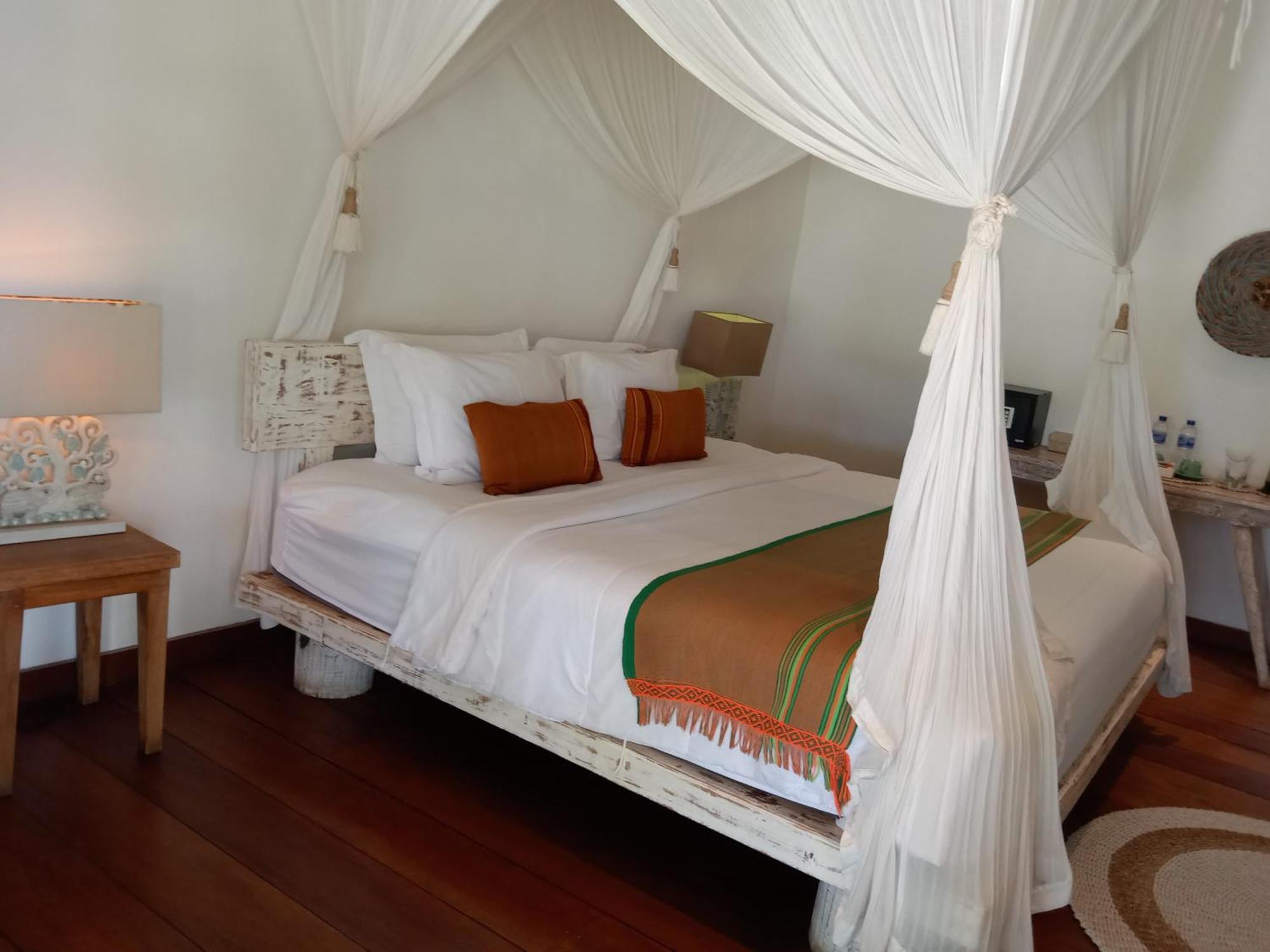 Rua Beach Resort Sumba Bagian luar foto